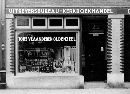 Eerste Oosterparkstraat 212 - 1943 - Foto: Marja aan 't Goor © Alle rechten voorbehouden.  