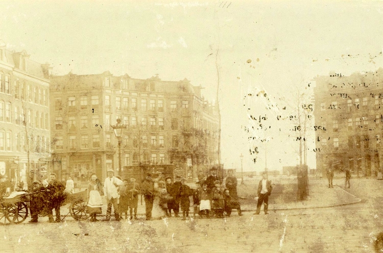 Vrolikstraat 32 - ± 1910 - Foto: Beeldbank Amsterdam © Alle rechten voorbehouden  