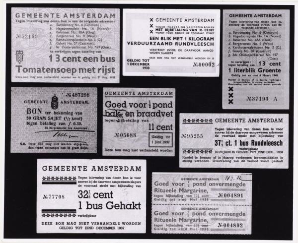 Voedselbonnen. Dit zijn een aantal voorbeelden van voedselbonnen uit de jaren dertig. Deze afbeelding is afkomstig uit de collectie het Stadsarchief Amsterdam (Beeldbank).<br />Ik heb geen bonnen voor het Washuis kunnen vinden! 