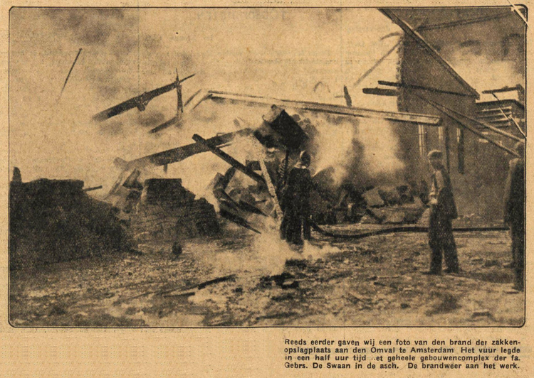 08 mei 1928 - Brand bij de zakken-herstelinrichting van de gebroeders Swaan aan den Omval  
