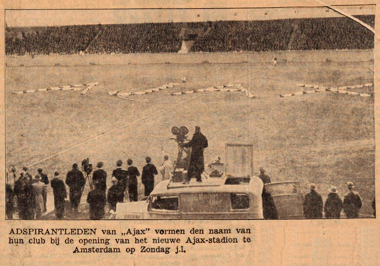 10 december 1934 - Aspirantleden van AJAX...  