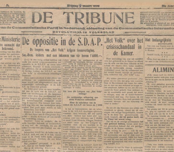 Voorblad van 'De Tribune' Volgens de omschrijving van de KB was de TRibune een sociaal-democratisch weekblak. Onder de kop staat echter toch echt dat het een communistische krant was (Revoluitonaur Volksblad0.<br />Deze krant is van 5 maart 1926. Bron: Historische kranten, KB. 