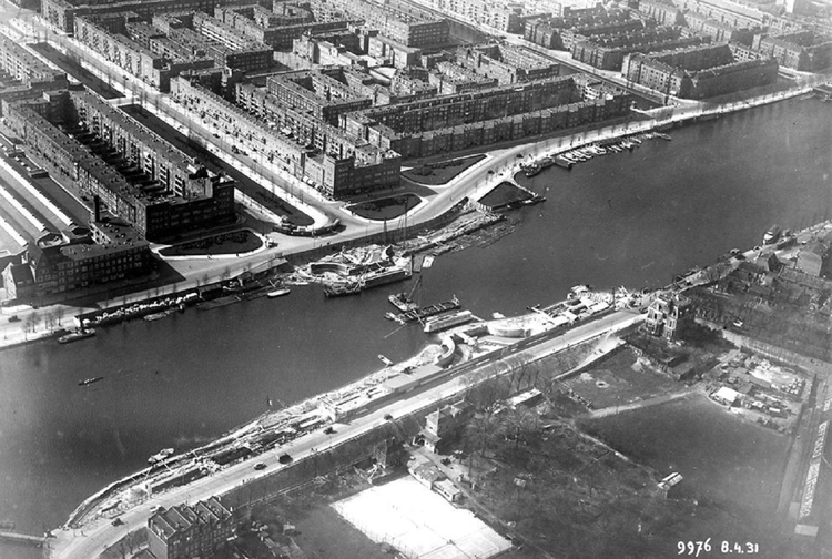 1931 Bouw Berlage brug .<br />Foto: John Haen 