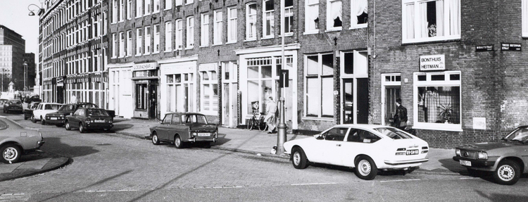 1e Oosterparkstraat 87 - 115 - 1983 .<br />Foto: Beeldbank Amsterdam 