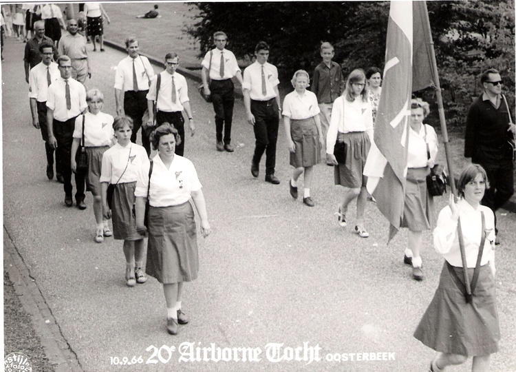  20e Airborne Tocht, Oosterbeek 1966 20e Airborne Tocht, 10 september 1966, Oosterbeek 