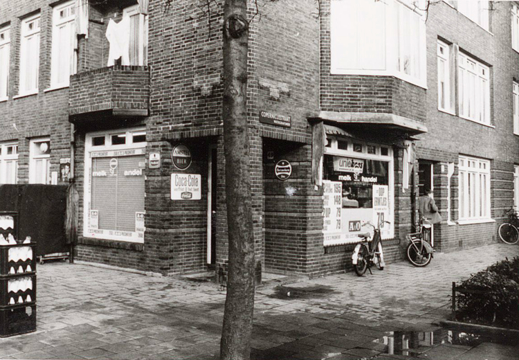 Copernicusstraat 49 - ± 1965 .<br />Foto: Beeldbank Amsterdam 