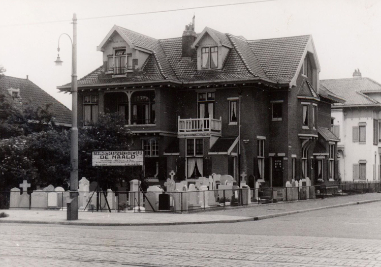Middenweg 144 -  1920 .<br />Foto: Beeldbank Amsterdam 