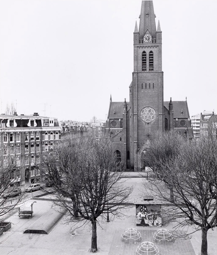 Bonifatiuskerk op het Kastanjeplein Foto: Beeldbank Stadsarchief Amsterdam 