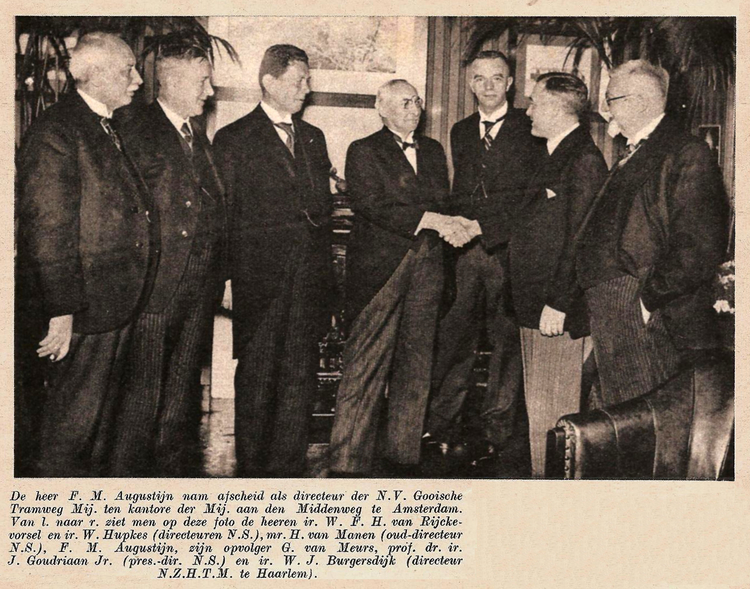 05 januari 1939 - Directeur Augustijn nam afscheid als directeur der N. V. Gooische Tramweg Mij. aan den Middenweg.  