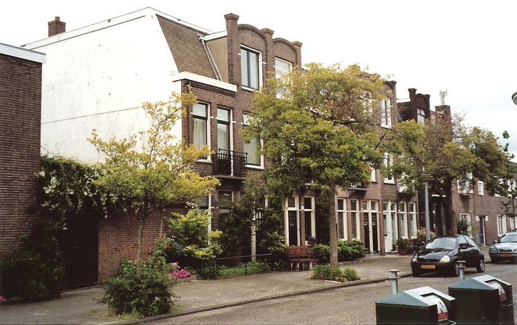 Reaumurstraat geboortehuis Alwins geboortehuis Reaumurstraat nummer 29 anno 2004. 