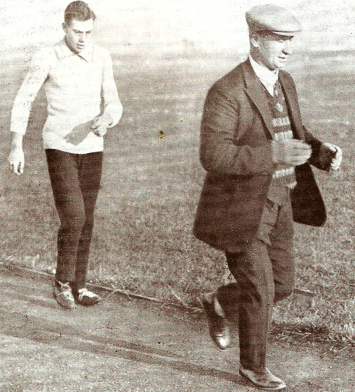 A. W .Kreigsman de Zweedse trainer - 1927 .<br />Foto: AV 23 
