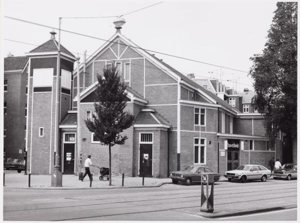 Bavohuis Het Bavohuis aan de Sumatrastraat.<br />Foto: Gemeente Archief Amsterdam 