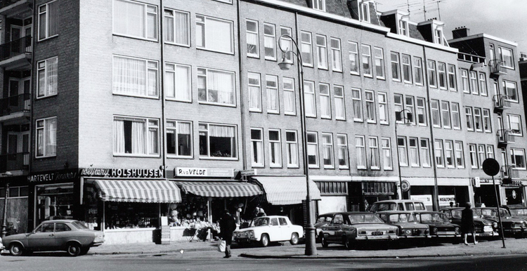 Beukenplein 09 - ± 1970 .<br />Foto: Beeldbank Amsterdam 