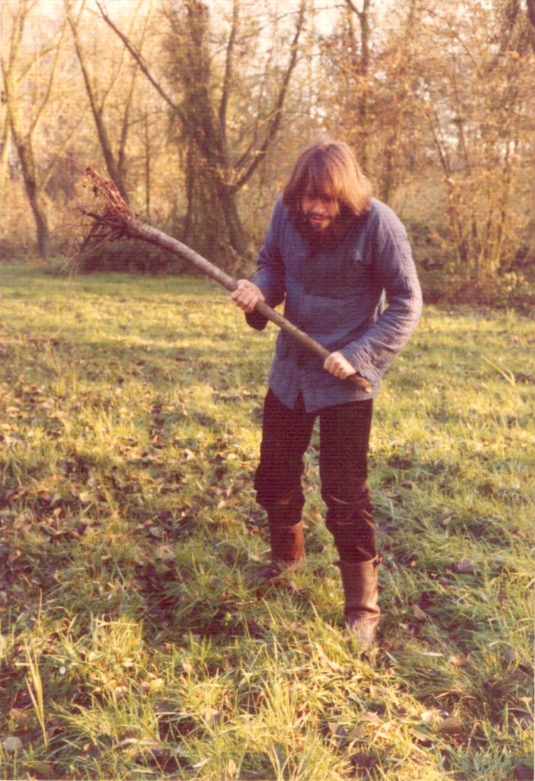  Pieter Bol in de herfst van 1975 Pieter Bol als geesteszieke in de herfst van 1975. Foto:Arie Bol 