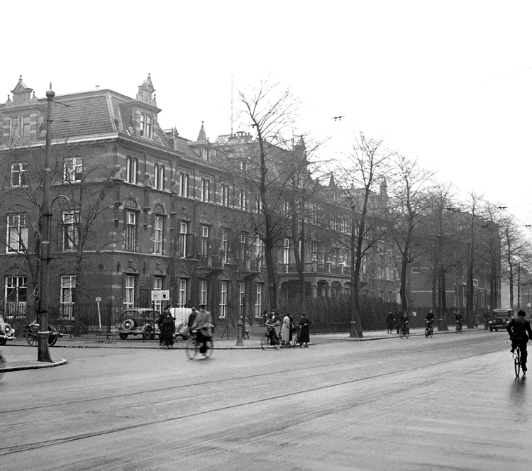 30-11-1937 .<br />www.gahetna.nl 