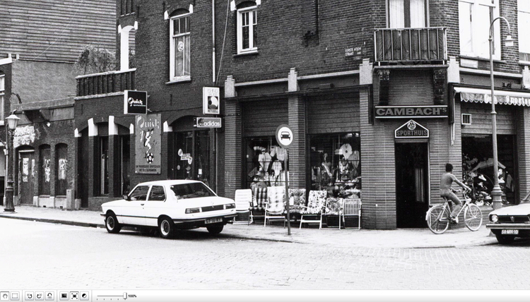 Celebesstraat 55-56 - 1982 .<br />Foto: Beeldbank Amsterdam 