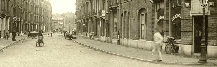 Celebesstraat hoek Madurastraat .<br />Foto: Beeldbank Amsterdam 