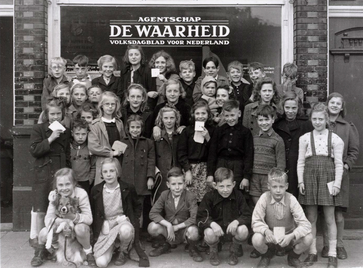 Celebesstraat 45 - 1947 .<br />Foto: Beeldbank Amsterdam 