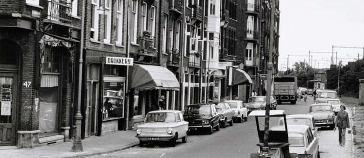 Celebesstraat 48 drukkerij - 1974 .<br />Foto: Beeldbank Amsterdam 
