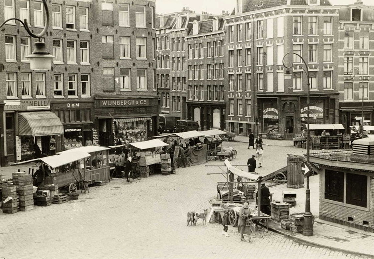 Dappermarkt .<br />Foto: Beeldbank Amsterdam 