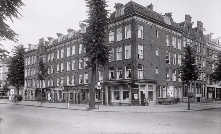 Dapperstraat 15 tot 25 - 1940-1945 .<br />Foto: Beeldbank Amsterdam 