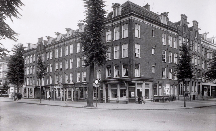 Dapperstraat 1940 - 1945 Foto: Beeldbank Amsterdam 