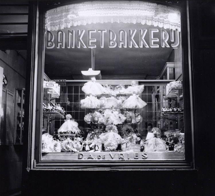 Dapperstraat 31 - 1955 .<br />Foto: Beeldbank Amsterdam 