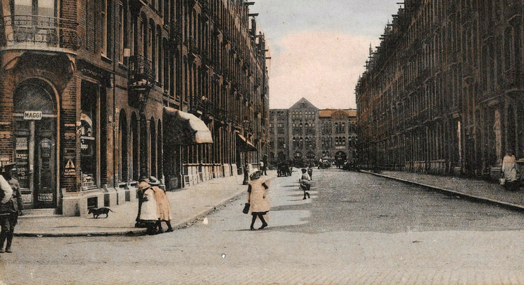 Celebesstraat 11 - 1917 .<br />Foto: Beeldbank Amsterdam 