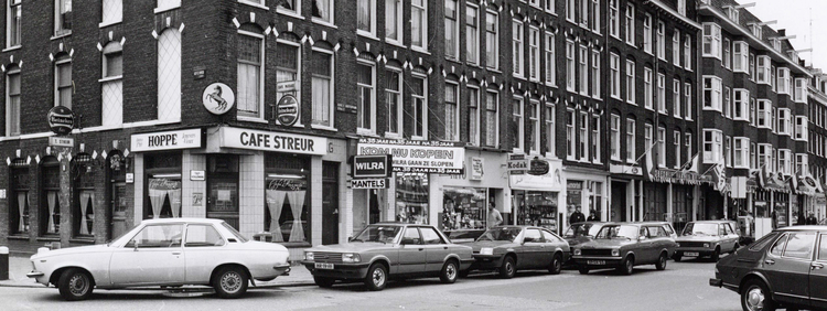 Eerste Oosterparkstraat 124-144 - 1983 .<br />Foto: Beeldbank Amsterdam 