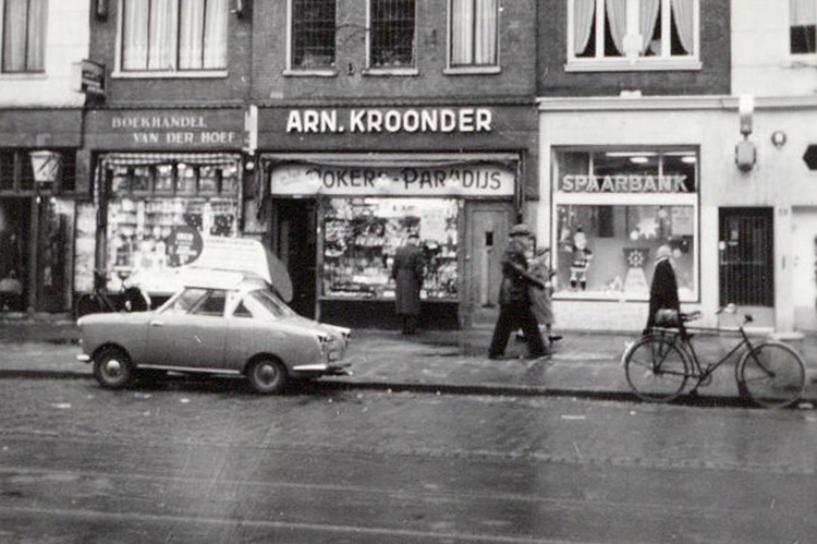 Eerste van Swindenstraat 17 Arn. Kroonder -  ± 1960 .<br />Foto: Beeldbank Amsterdam 