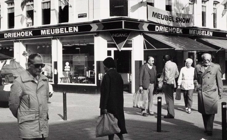 Eerste van Swindenstraat 371 - hoek Dapperstraat - ± 1980 .<br />Foto: Beeldbank Amsterdam 