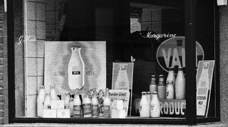 Middelhoffstraat 04 G Hak - 1948 .<br />Foto: Beeldbank Amsterdam 