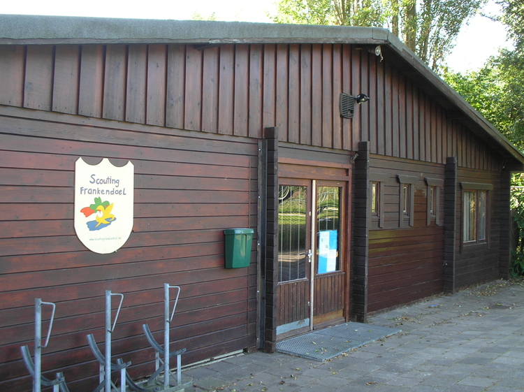 De padvindersgroep Frankendaal bestaat anno 2006 nog steeds. . Het clubgebouw van Scouting Frankendaal staat in park Frankendaal. Binnenkort gaat de scoutingclub verhuizen naar een nieuw onderkomen op hetzelfde terrein. 