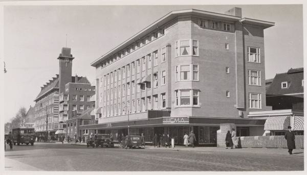 Hema Linnaeusstraat  <p>Foto uit 1935.<br />
Stadsarchief Amsterdam.</p>