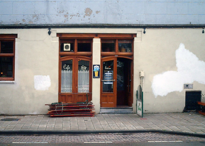  De ingang van Café Hesp anno 2006. 
