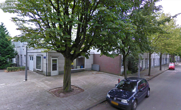 Van t Hofflaan 53 - 2010 .<br />.<br />Klik rechts bovenaan op de foto en de foto wordt vergroot weergegeven.<br />Foto: Google Maps .<br />Foto: Google Maps 
