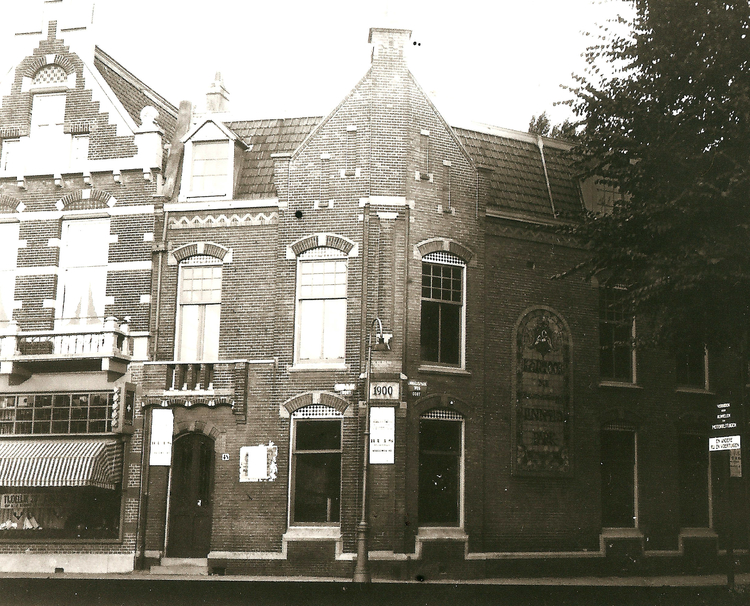 Hogeweg 48 - ± 1950 .<br />Foto: Jan van Deudekom 