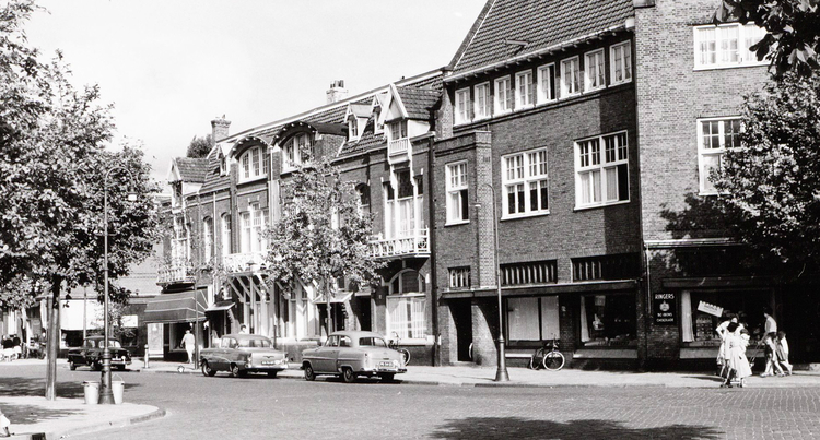 Hogeweg 52 - 60 - 1959 .<br />Foto: Beeldbank Amsterdam 