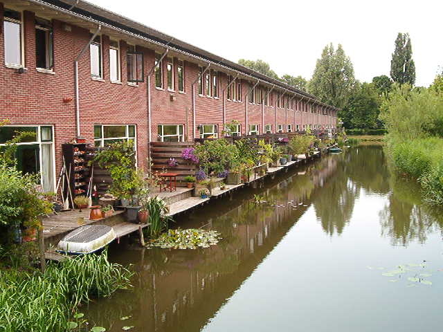Prachtige stilte en groen in de nieuwe woonwijk (2009)  