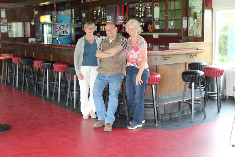 Met Ron en Jo in de kantine van Fortius op Sportpark Voorland/Middenmeer. .<br />Foto: Jo Haen 