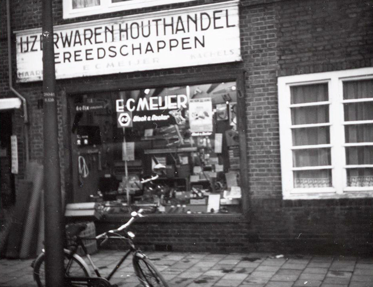 Insulindeweg  116 - ± 1950 .<br />Foto: Beeldbank Amsterdam 
