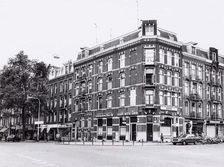 Celebesstraat 40-42 - ± 1975 .<br />Foto: Beeldbank Amsterdam 