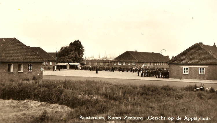 Kamp Zeeburg - 1956 .<br />Bron: Jan van Deudekom 