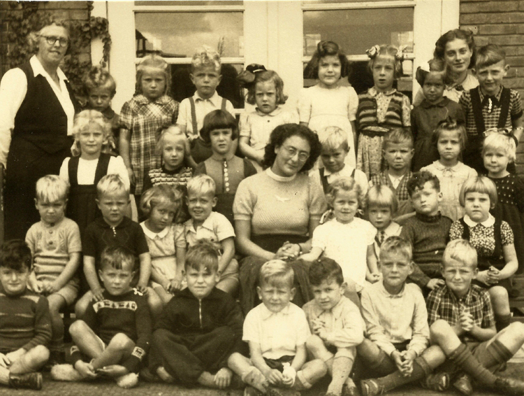 Kleuterschool Herschelstraat - 1944-1947 .<br />Foto: Jan Peursum 