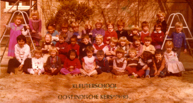 Kleuterschool Oost- Indische Kers - 1979-1980. .<br />Foto Remy & Miranda Vuijst 