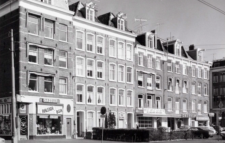 Linnaeusstraat 07-09 - 1973 .<br />Foto: Beeldbank Amsterdam 