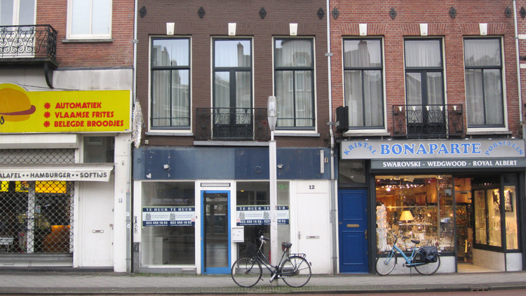 Linnaeusstraat 12 (middelste pand) - 2013 .<br />Foto: Jo Haen © 