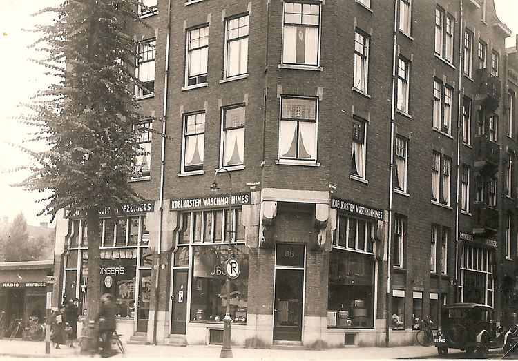 Linnaeusstraat 38 - 1930 .<br />Foto: Frank de Boer 