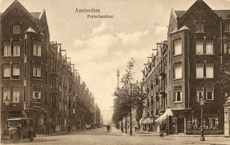 Pretoriusstraat 01 - ± 1920 .<br />Foto: Jan van Deudekom 