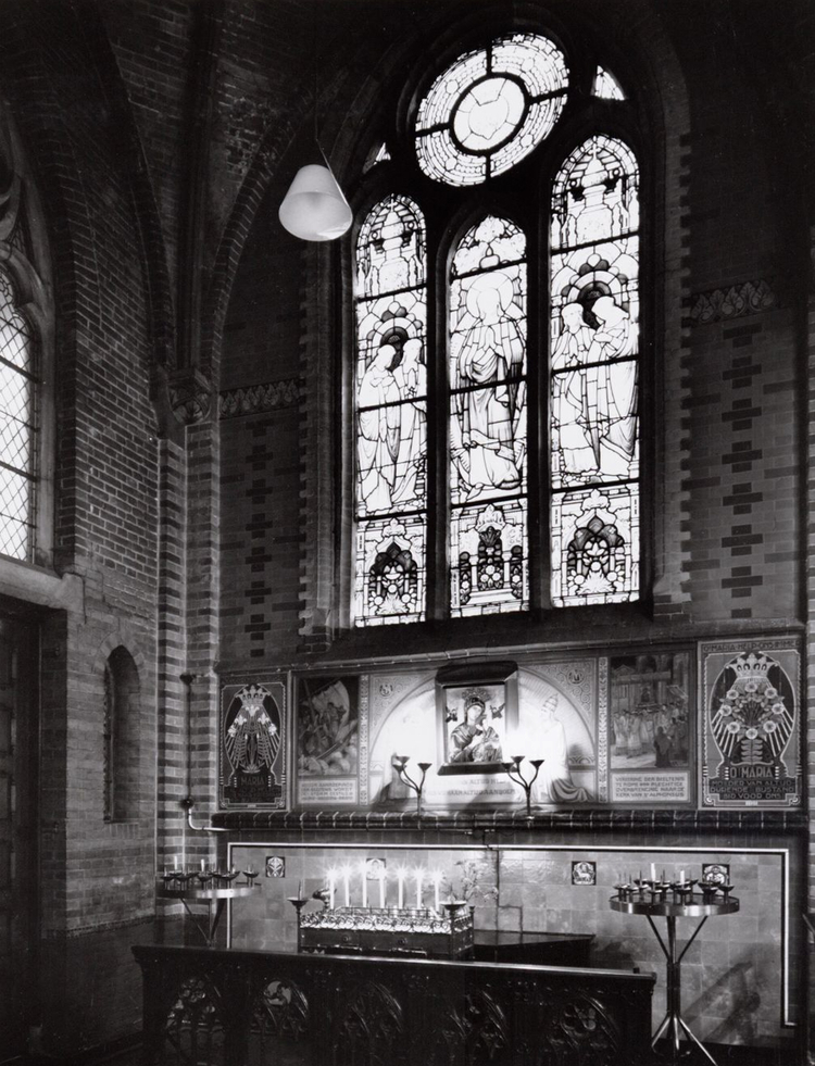  De Mariakapel van de Bonifatiuskerk.<br />Foto: Beeldbank Stadsarchief Amsterdam 